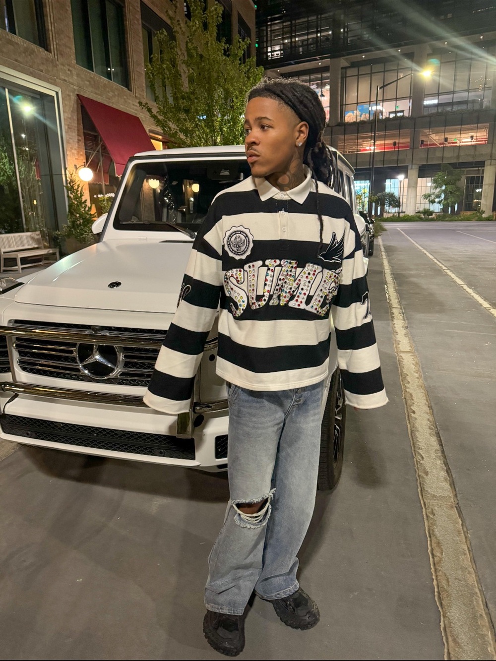 SUME Black & White Striped Crewneck Rugby Sweater with Embroidered Applique SZ S